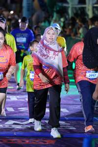 BIB: 3997
                            <button type="button" onclick="openModal(26250507)" class="btn btn-primary btn-sm float-right btn-popup" data-toggle="modal" data-target=".modal-high-quality">
                        <i class="fas fa-shopping-cart"></i> Add to Cart
                    </button>
                                            <button type="button" onclick="isThisMe(26250507, true)" class="btn btn-success btn-sm float-right btn-popup btn-isme hidden" data-toggle="tooltip" data-placement="bottom" title="นี่คือรูปของคุณใช่ไหม คลิกที่นี่เพื่อเอาเข้าอัลบั้ม">
                        <i class="fas fa-plus"></i> Add to album
                    </button>
                    <button type="button" onclick="isThisMe(26250507, false)" class="btn btn-warning btn-sm float-right btn-popup btn-isnotme hidden">
                        <i class="fas fa-ban"></i> Remove from album
                    </button>